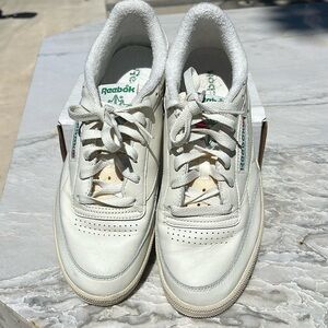 Reebok Women's Club C 85 Vintage Tennis Sneakers, Casual White Shoes Size 9.5